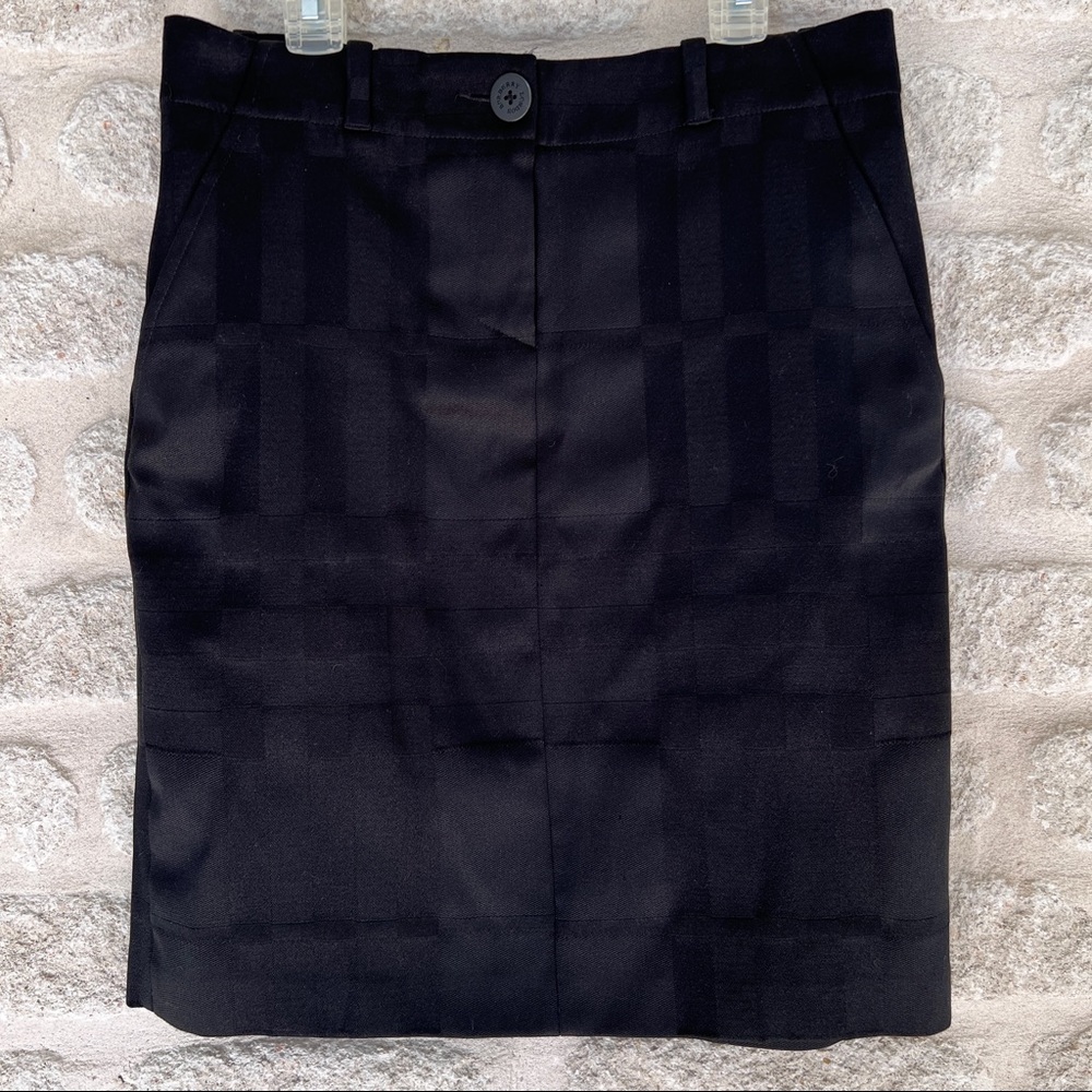 Burberry London black on black nova check pencil skirt NWOT 6